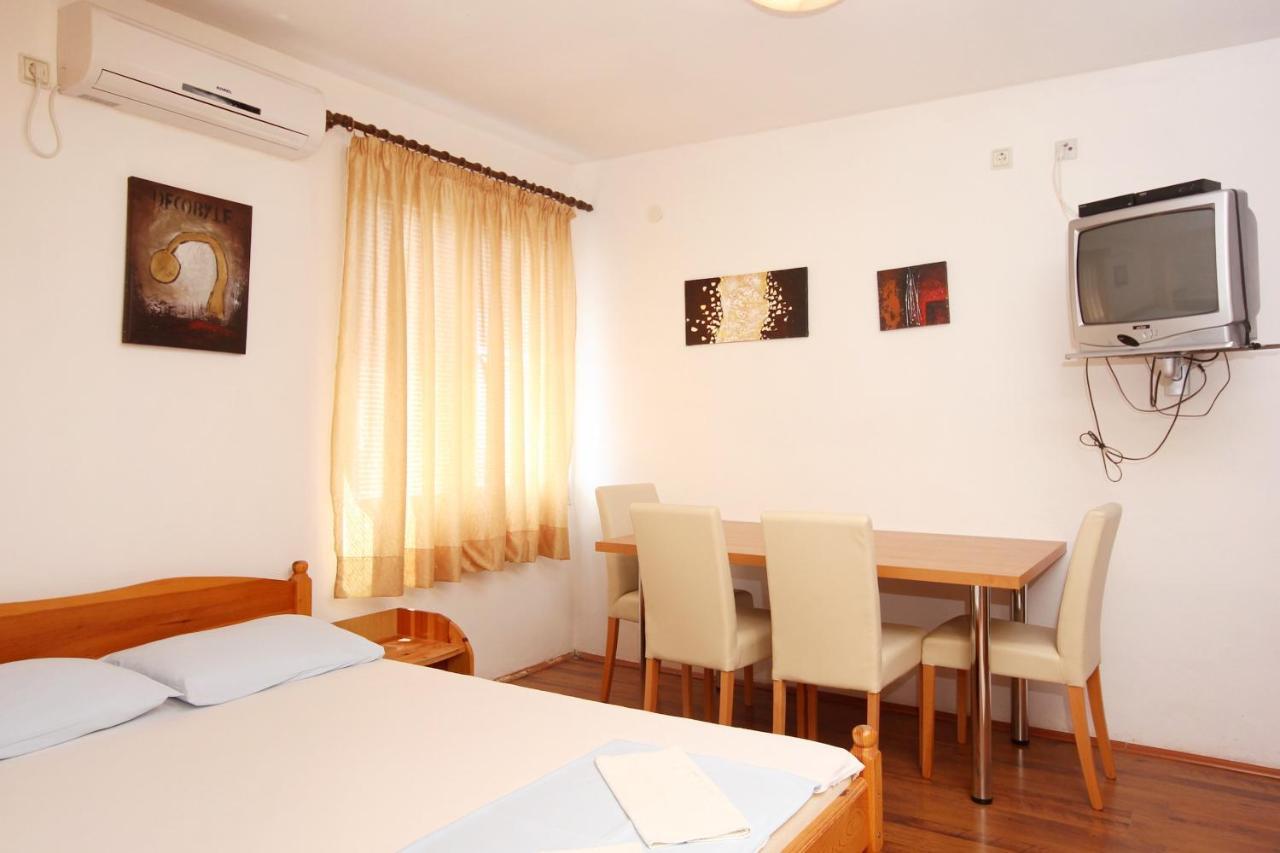 Apartments And Rooms With Parking Space Orebic, Peljesac - 10192 Eksteriør billede